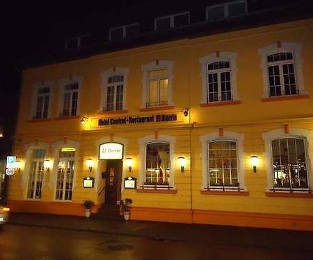 Hotel Central Restaurant El Barrio Гревенброх Екстериор снимка